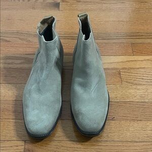 Sonoma Men's Light Gray Suede Boots